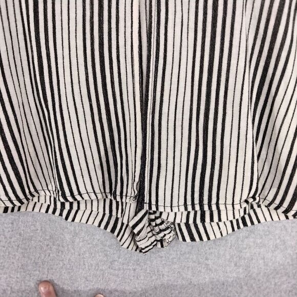 Free People Shorts Womens Size 2 Linen Blend Flowy Black White Striped Zip Back - Picture 3 of 10